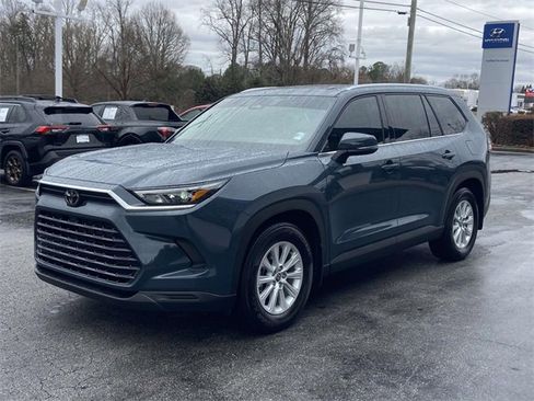 Used 2025 Toyota Grand Highlander XLE image 7