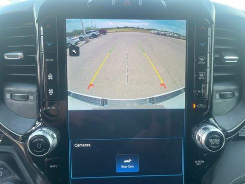 Used 2022 RAM 1500 Limited w/ Body Color Bumper Group image 28