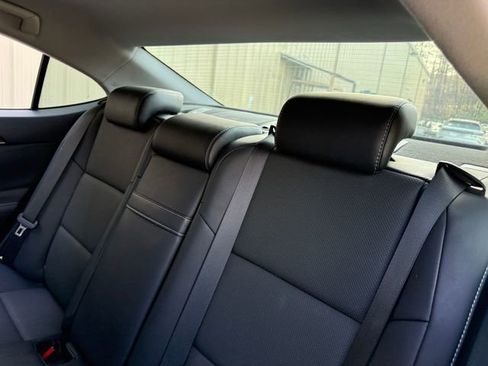 Used 2017 Lexus ES 350 w/ Premium Package image 21