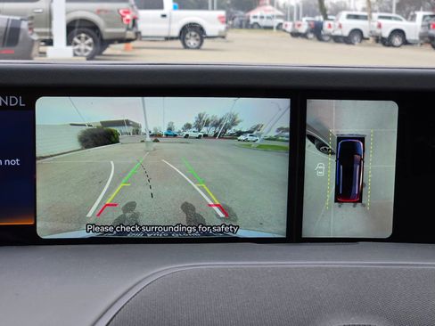 Used 2024 Lincoln Nautilus Reserve image 18