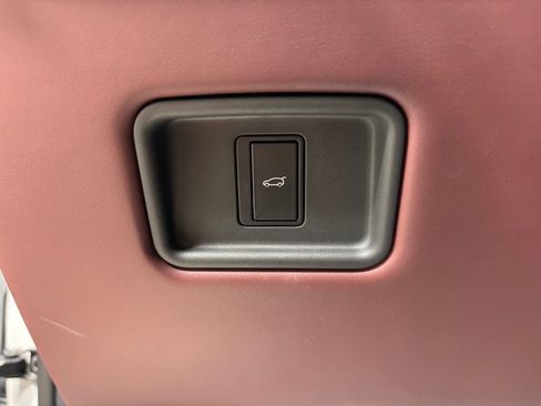 Used 2023 Land Rover Range Rover SE AWD/4WD image 22