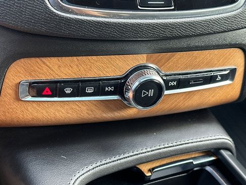 Certified 2023 Volvo XC90 B6 Plus w/ Protection Package Premier AWD/4WD image 25