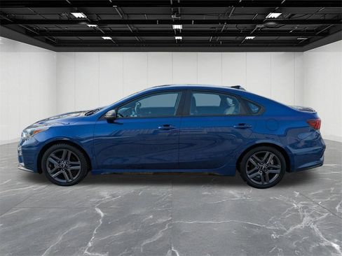 Used 2021 Kia Forte GT-Line w/ GT-Line Premium Package image 2
