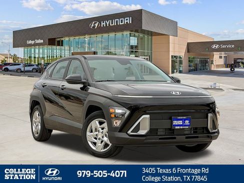 New 2026 Hyundai Kona SE image 3