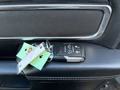 Used 2023 RAM 3500 Laramie w/ Night Edition image 31