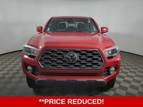 Used 2023 Toyota Tacoma TRD Off-Road w/ Technology Package RWD image 2