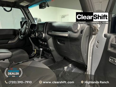 Used 2015 Jeep Wrangler Unlimited Sport w/ Quick Order Package 24S AWD/4WD image 49