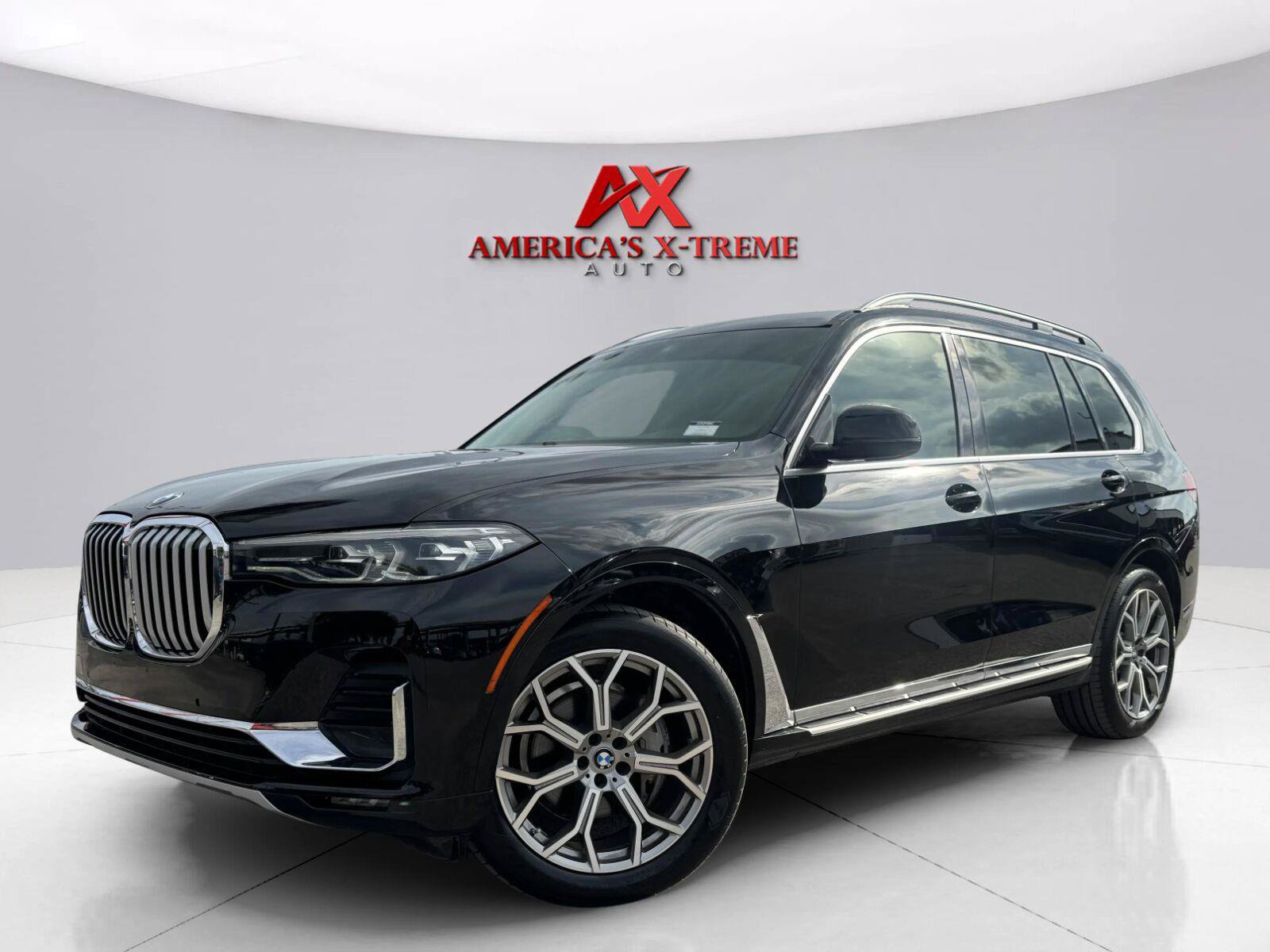 Used 2019 BMW X7 xDrive40i w/ Cold Weather Package AWD/4WD image 4