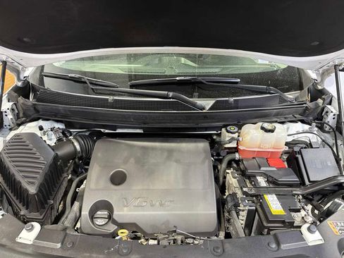 Used 2020 Chevrolet Traverse LS w/ LPO, Floor Liner Package FWD image 30