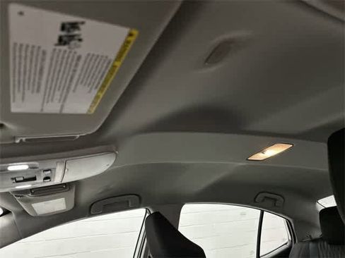 Used 2025 Toyota Camry LE image 27