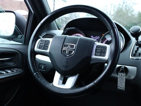 Used 2020 Dodge Grand Caravan GT image 7