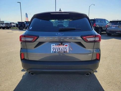 Used 2025 Ford Escape ST-Line w/ Equipment Group 301A image 5