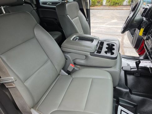 Used 2015 Chevrolet Silverado 2500 W/T w/ WT Convenience Package AWD/4WD image 19