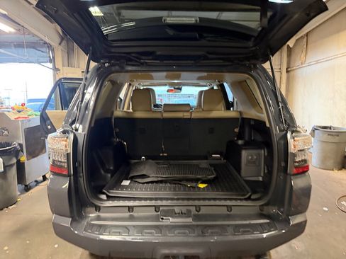 Certified 2024 Toyota 4Runner SR5 Premium w/ Moonroof Package AWD/4WD image 18