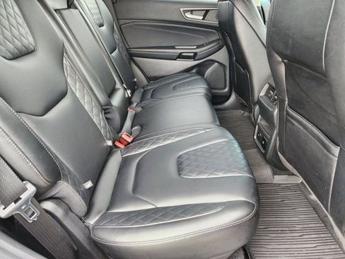 Used 2023 Ford Edge Titanium AWD/4WD image 30