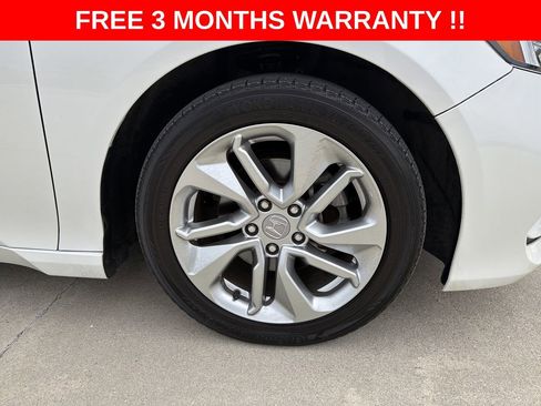 Used 2018 Honda Accord LX image 10