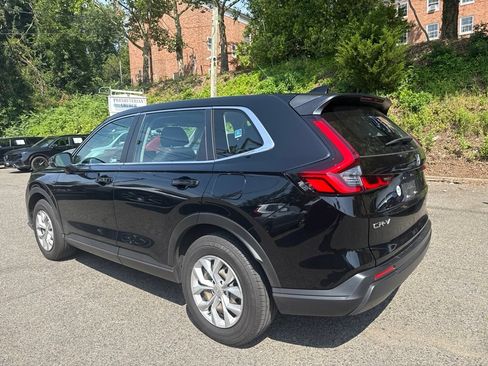 Used 2024 Honda CR-V LX image 7