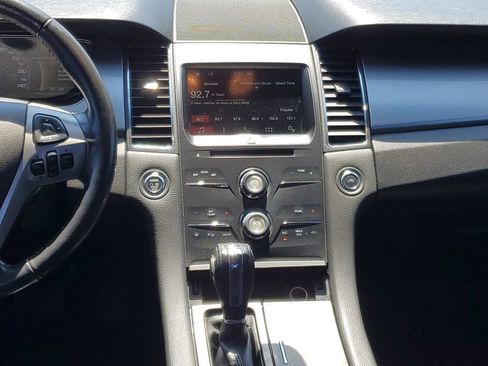 Used 2016 Ford Taurus SEL w/ Equipment Group 201A FWD image 23