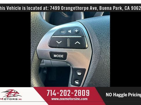 Used 2011 Toyota Highlander 2WD w/ Tech Pkg image 37