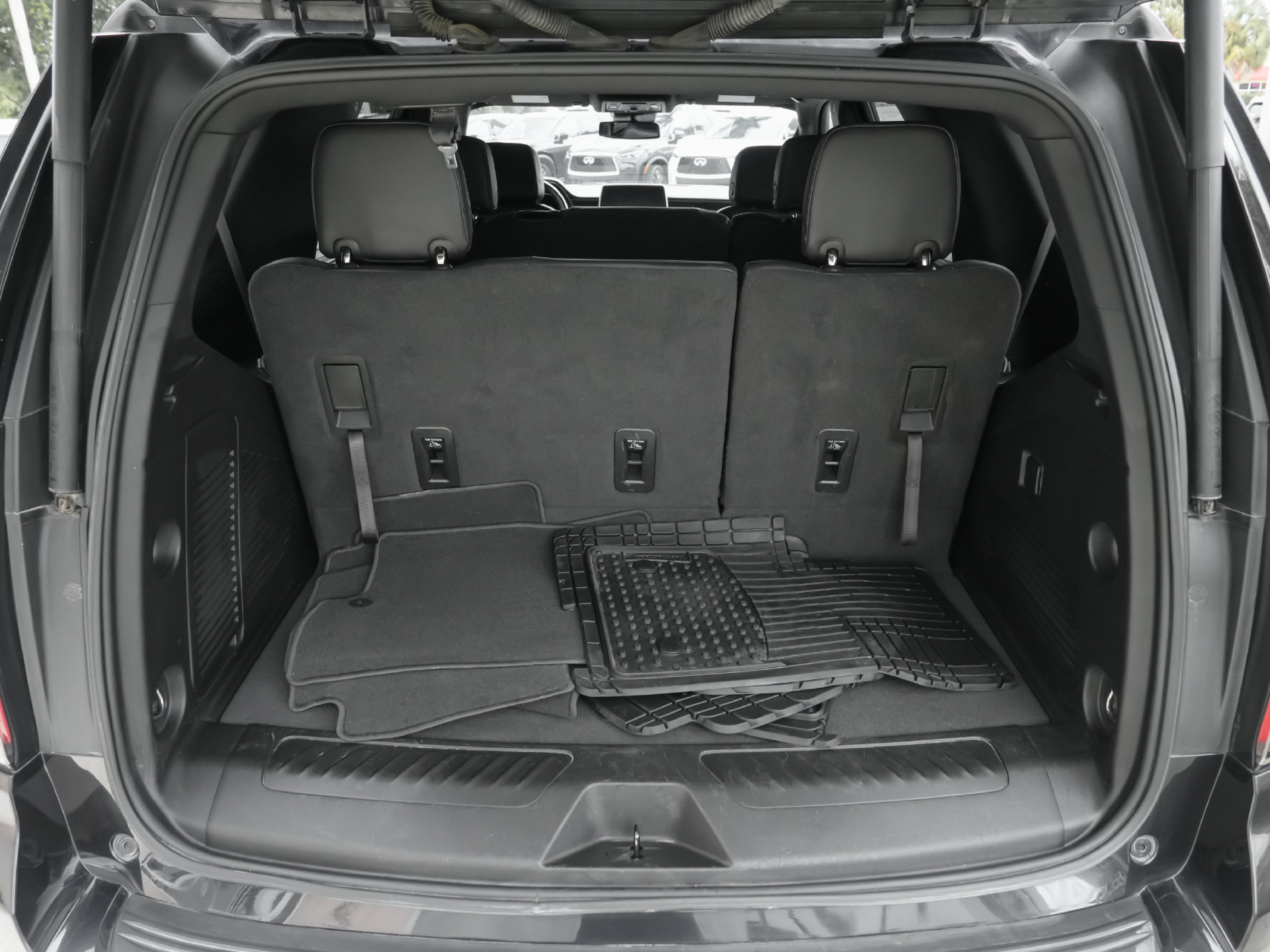 Used 2023 Chevrolet Tahoe LT AWD/4WD image 42
