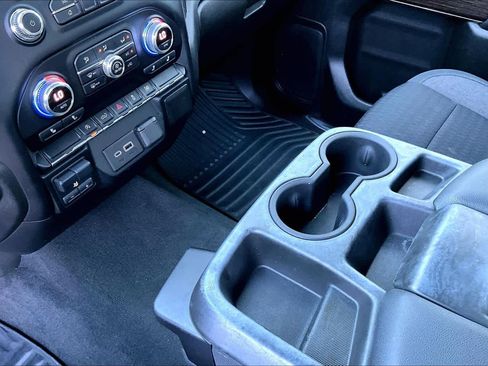 Used 2021 GMC Sierra 1500 Elevation image 16