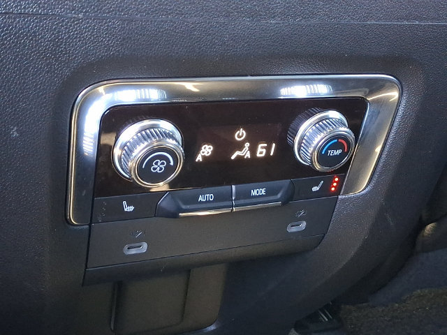 Certified 2023 GMC Yukon Denali AWD/4WD image 11