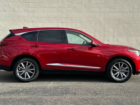 Used 2023 Acura RDX w/ Technology Package FWD image 3