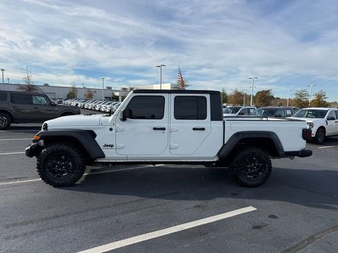Used 2023 Jeep Gladiator Sport w/ Trailer Tow Package image 4
