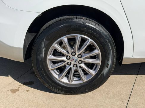 Used 2023 Buick Enclave Essence w/ Trailering Package, 5000 lbs. FWD image 8