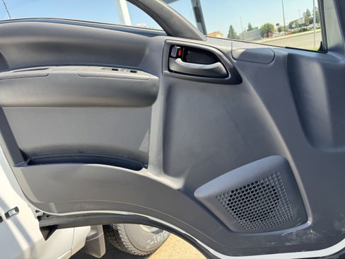 New 2025 Chevrolet Low Cab Forward image 8