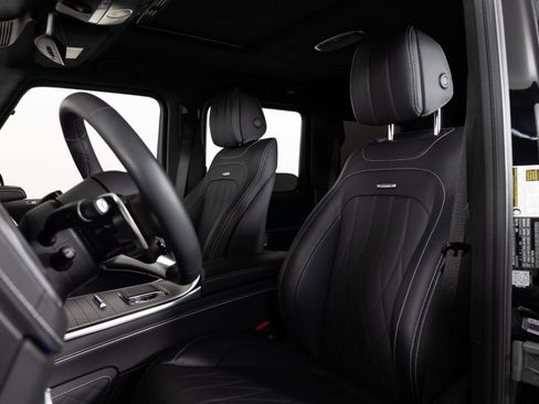 Used 2025 Mercedes-Benz G 63 AMG 4MATIC image 17