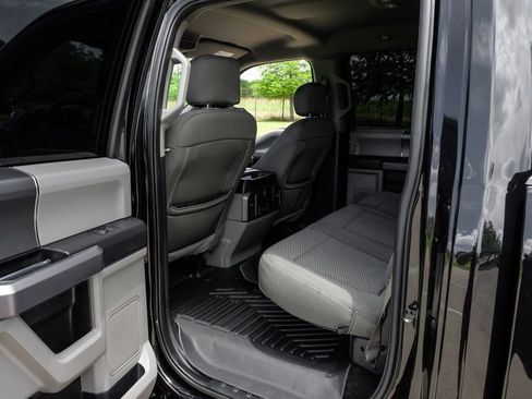 Used 2019 Ford F150 XLT w/ Equipment Group 302A Luxury AWD/4WD image 43