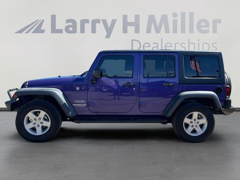 Used 2017 Jeep Wrangler Unlimited Sport w/ Quick Order Package 24S image 2