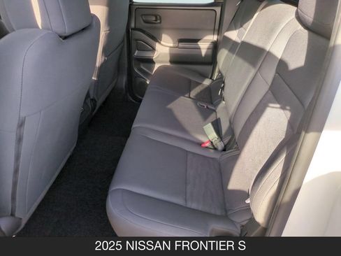 Used 2025 Nissan Frontier S RWD image 16
