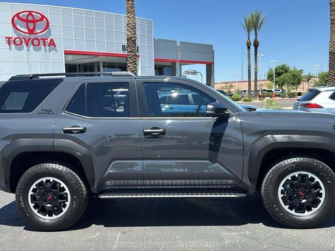 Used 2025 Toyota 4Runner TRD Off-Road Premium w/ Tow Technology Package AWD/4WD image 9
