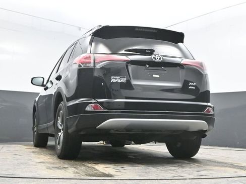 Used 2018 Toyota RAV4 XLE image 33