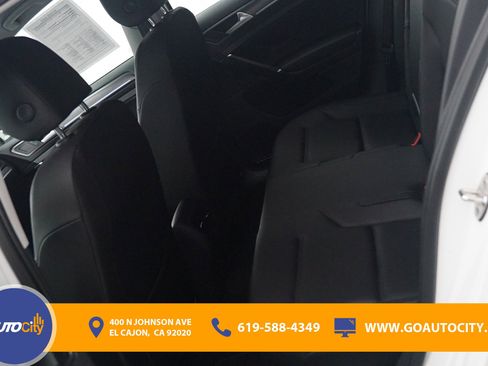 Used 2019 Volkswagen e-Golf SEL Premium image 14