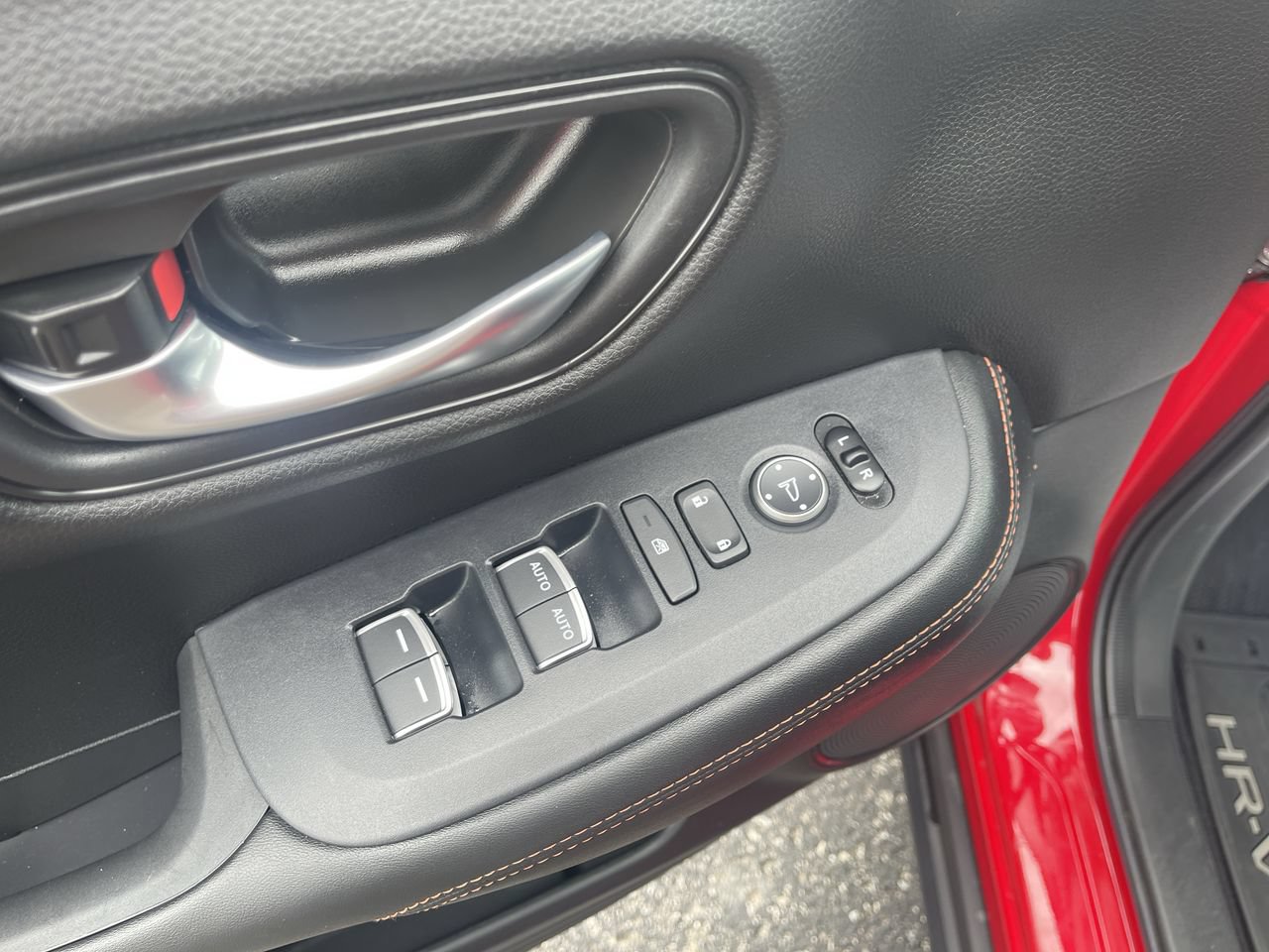 Used 2024 Honda HR-V Sport image 23