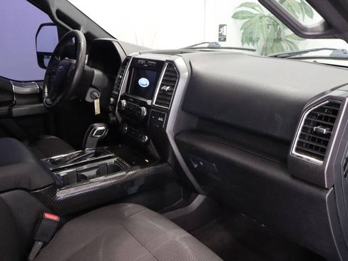 Used 2016 Ford F150 XLT w/ Equipment Group 302A Luxury AWD/4WD image 9