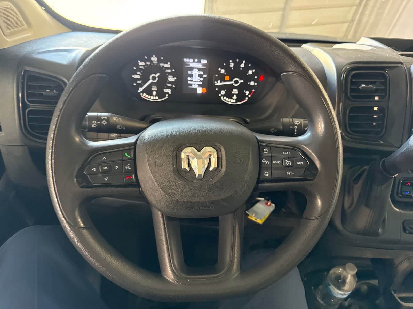 Used 2025 RAM ProMaster 2500 w/ Convenience Group FWD image 22