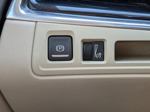 Used 2020 Cadillac XT6 Premium Luxury image 21