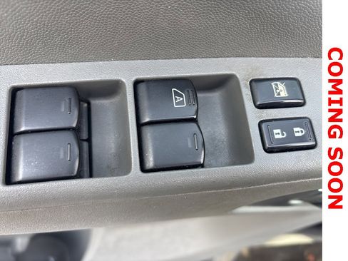 Used 2014 Nissan Frontier SV image 7