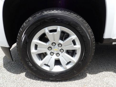 Used 2022 Chevrolet Colorado LT w/ Fleet Safety Package image 43