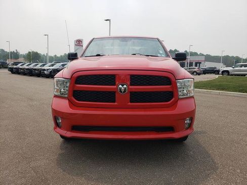 Used 2018 RAM 1500 Express AWD/4WD image 9
