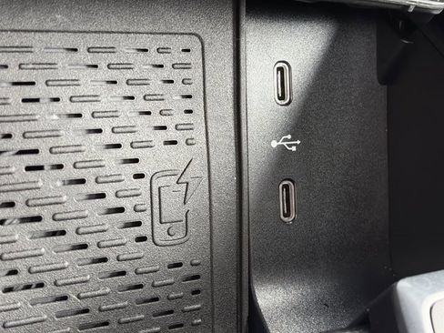 Certified 2024 Mercedes-Benz GLE 450e 4MATIC image 42