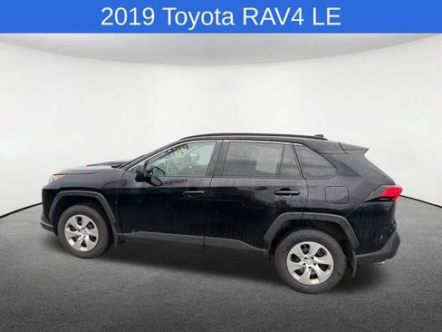 Used 2019 Toyota RAV4 LE w/ All Weather Liner Package AWD/4WD image 3