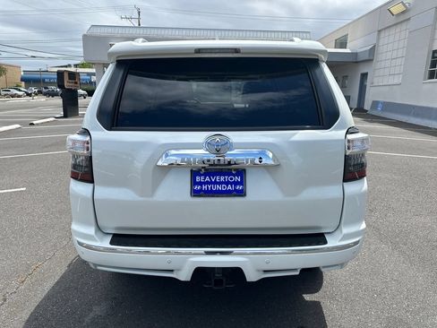 Used 2021 Toyota 4Runner Limited AWD/4WD image 5
