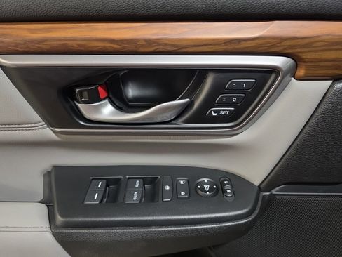 Used 2022 Honda CR-V Touring image 28