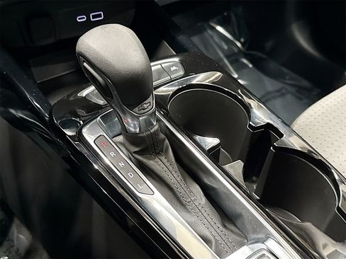 Certified 2024 Chevrolet Trax LT image 16