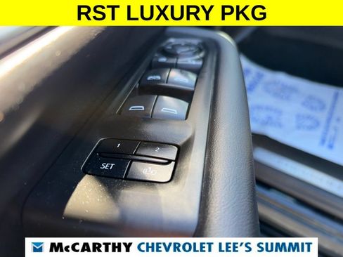 Used 2022 Chevrolet Suburban RST w/ Luxury Package AWD/4WD image 51